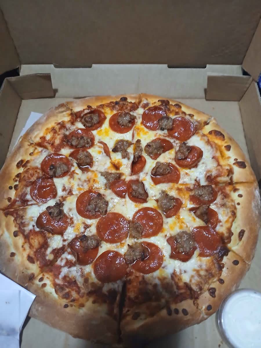 La Pizzeria photo 3