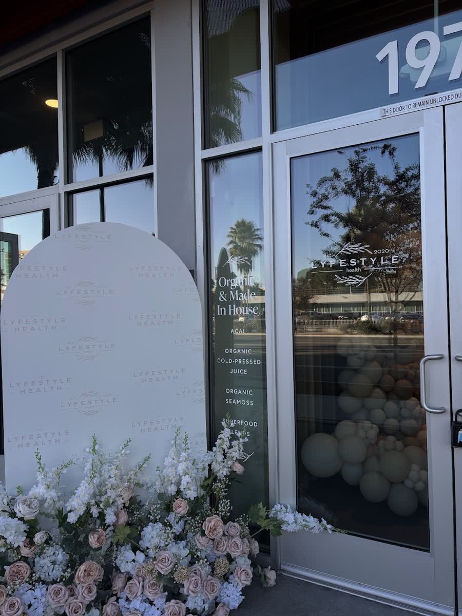 Lyfestyle Healthbar in Anaheim, California